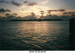6 104. Key West - water and boats