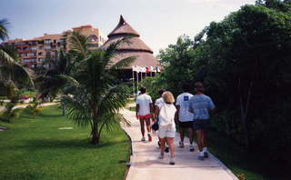231 171. Cancun WARR