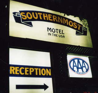 15 2u1. Key West motel