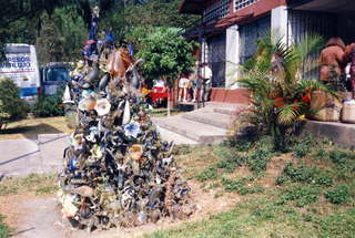 777 2ws. Tree sculpture in Venezuela