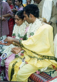 Satish Satish wedding Geeta wedding in Madras, India - temple bottom in Kanchapurim