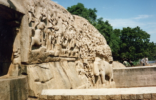 12 35o. Satish-Geeta wedding in Madras, India - rock carving near Mahabalipuram