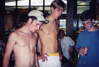 1044 451. CHS XC 2001