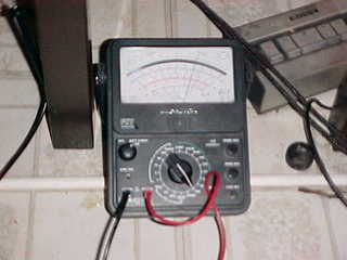 1119 4a5. voltmeter, blurry