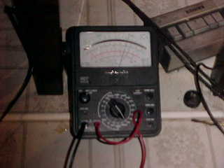 1120 4a5. voltmeter, blurry