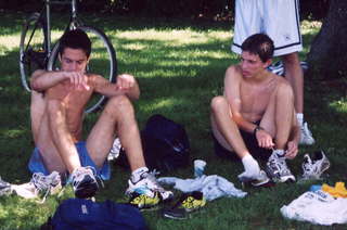 1175 4v1. CHS XC 2002