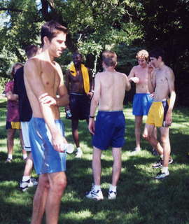 1180 4v1. CHS XC 2002 -- Kurt