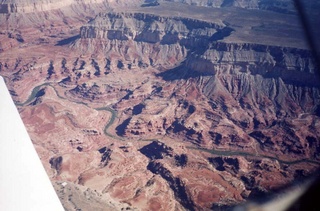 37 4yn. Grand Canyon 22 -- aerial