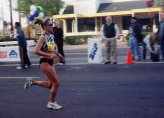 1182 503. Rock and Roll runner