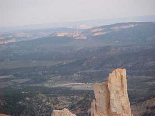 Bryce Canyon snowy slope