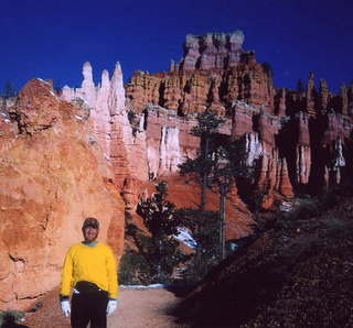 Bryce Canyon, Adam and rocks of many colors (zoom)