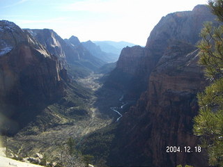 Zion National Park -- canyon heading to Angel's Landing