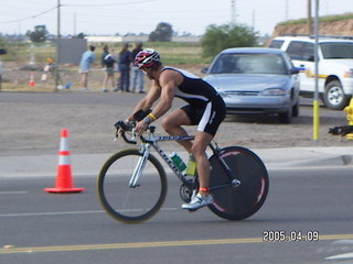 Arizona Ironman cyclists