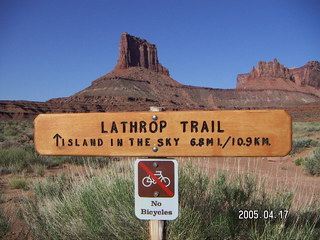 Canyonlands National Park -- Lathrop Trail -- trail sign