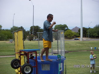 Tim Higel, dunk tank