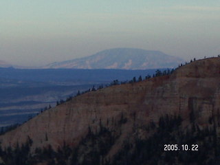 370 5ln. Bryce Canyon -- Navajo Mountain up close from viewpoint