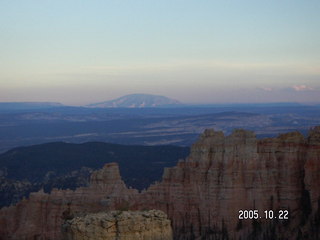 372 5ln. Bryce Canyon -- Navajo Mountain around sunset