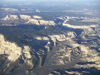 35 5ln. Aerial -- mesas in southern Utah -- No Man's Mesa