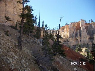 174 5ln. Bryce Canyon -- Peek-a-boo Loop