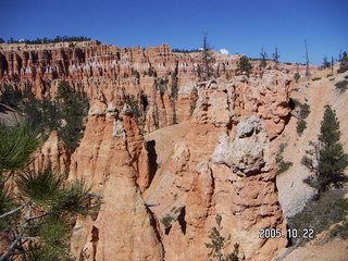 253 5ln. Bryce Canyon -- Peek-a-boo Loop