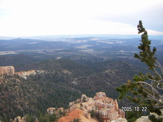 Bryce Canyon -- Bristlecone Loop Trail -- far view
