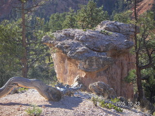 Bryce Canyon -- Fairyland Trail -- Tower Bridge