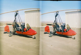 stereo-3D L+R parallel-eye Loreo -- autogyro at San Manuel Airport (E77)