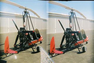 stereo-3D L+R parallel-eye Loreo -- autogyro at San Manuel Airport (E77)