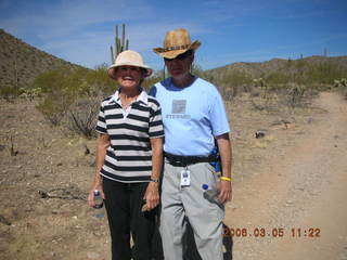 stereo-3D L+R parallel-eye Loreo Superstition Mountains