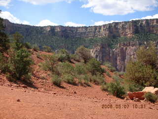 17 5t7. view from South Kaibab trail -- Ceder Ridge