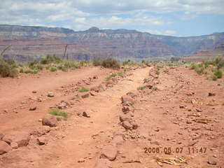 47 5t7. view from South Kaibab trail