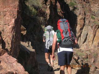 53 5t8. view from Bright Angel trail -- hiking friends