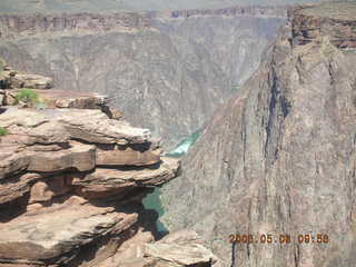 115 5t8. Plateau Point -- Mighty Colorado River