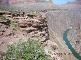 100 5t8. Plateau Point -- Mighty Colorado River