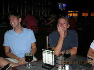 11 5tr. Yard House -- Austin, Cam