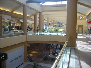 I.G. -- shopping mall