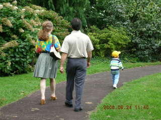 332 5xq. Morris Arboretum -- Betsy, Ivan, Gaby