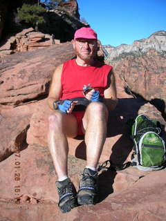 30 61s. Zion National Park - Angel's Landing - Adam