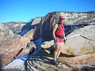 32 61s. Zion National Park - Angel's Landing - Adam