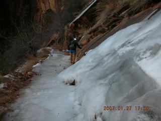 457 61t. Zion National Park - Observation Point hike - ice waterfall - Adam