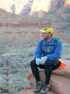 474 61u. Zion National Park - Watchman hike - Adam