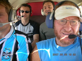 Marcus, Paulo, Guilherme, Adam flying in N4372J