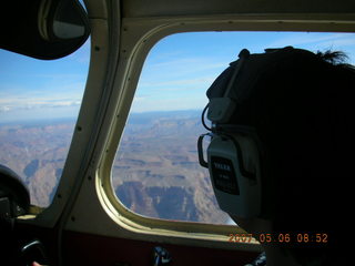 Jack silhouette flying in N4372J