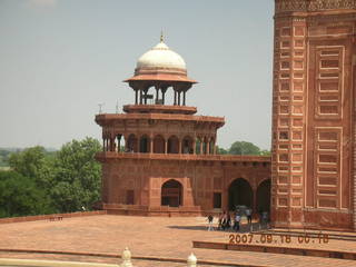 82 69e. Taj Mahal mosque