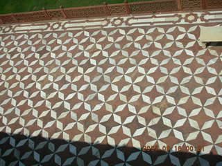 94 69e. Taj Mahal patterned rock walkway