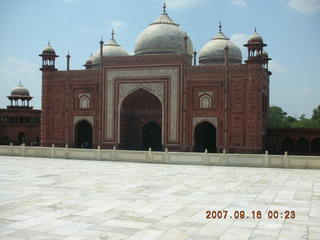 101 69e. Taj Mahal mosque