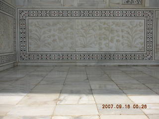 113 69e. Taj Mahal ornate main building