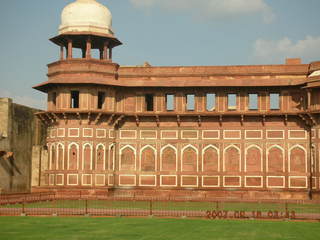 214 69e. Agra Fort