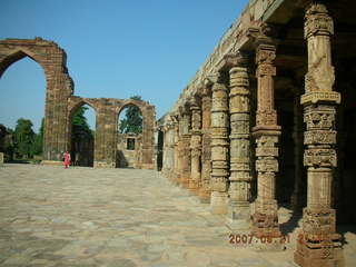 Qutub Minar, Delhi - ornate column
