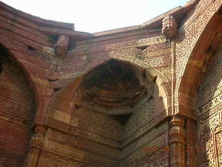 145 69h. Qutub Minar, Delhi - corner arch